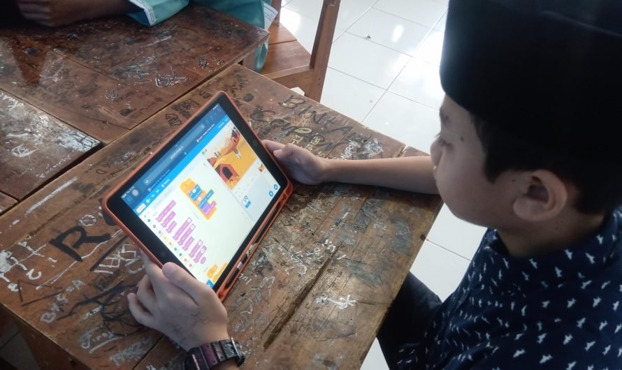 EKSTRAKULIKULER PENGEMBANGAN IPAD (SMARTCLASSROOM)