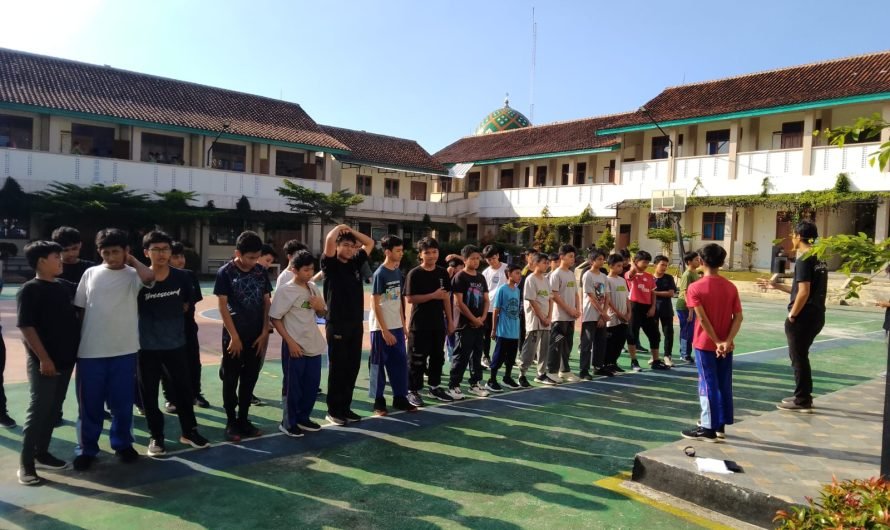 SMPIT Al-Multazam 2 adakan Ujian Praktik, di lingkungan sekolah, menjelang Ujian Tulis.