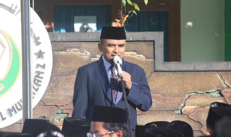 UPACARA PEMBUKAAN KBM PONPES TERPADU AL-MULTAZAM 2