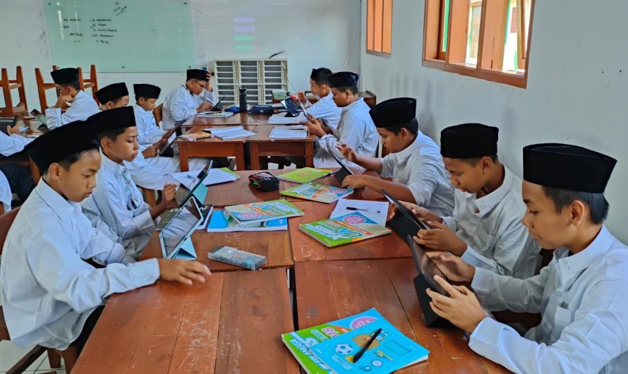 Study Club IPA Semangat bentuk antusias Santri SMPIT Al-Multazam 2