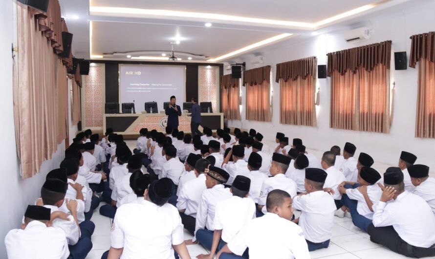 Santri Al-Multazam 2 Awali Program Matrikulasi Bahasa Inggris dengan Semangat Baru