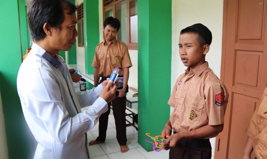 English Market Day Tutup Matrikulasi Bahasa dengan Antusiasme Santri