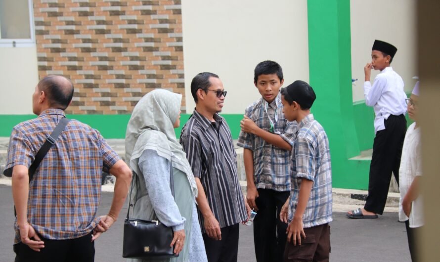 Pertemuan Wali Santri dan Progress Report Kelas 7 & 10 40 Hari Perjalanan Awal di Pesantren
