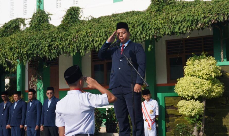 Upacara Bendera Hari Senin di SMPIT Al-Multazam 2 Berlangsung Khidmat dan Penuh Prestasi