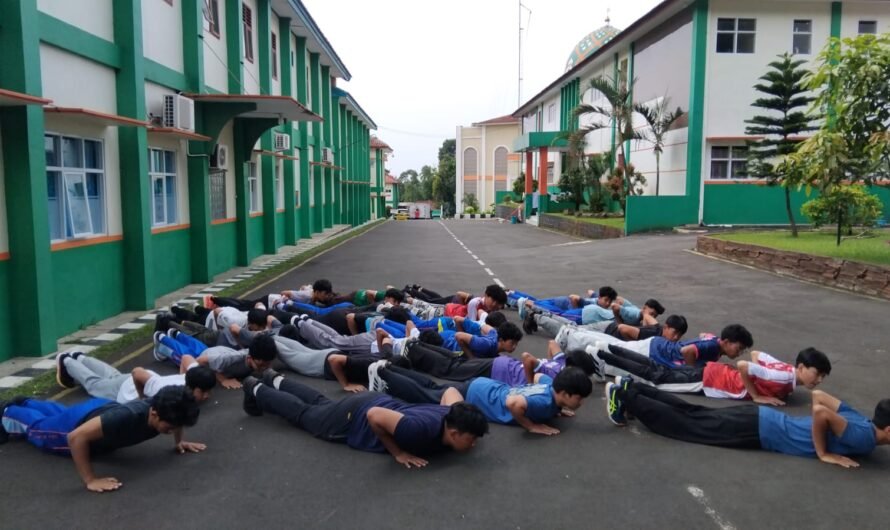 Semangat dan Kreativitas Santri Angkatan Briliant dalam Ujian Praktik Kelas IX SMPIT Al-Multazam 2