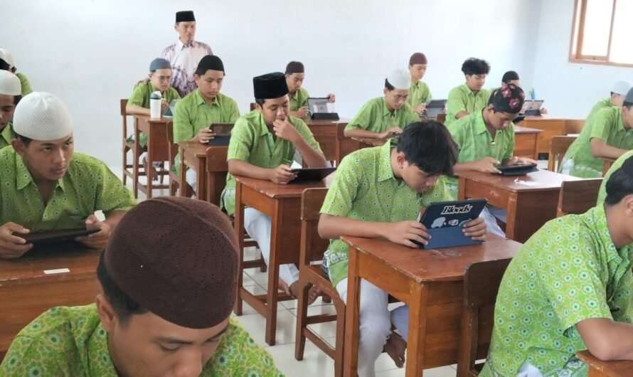 Pelaksanaan Ujian PSAJ Kelas 9 SMPIT Al-Multazam 2 Berjalan Tertib dan Lancar