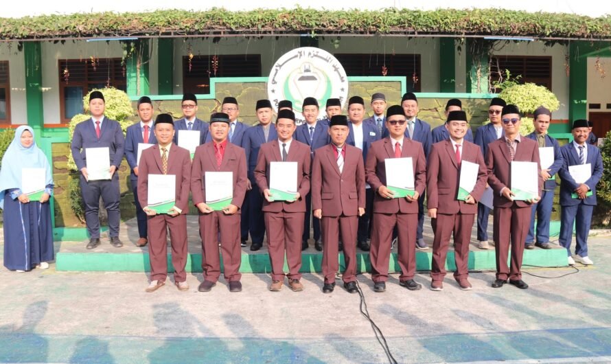 Pelantikan Struktur Pimpinan dan Pembukaan KBM Tandai Awal Semester Baru di Al-Multazam 2