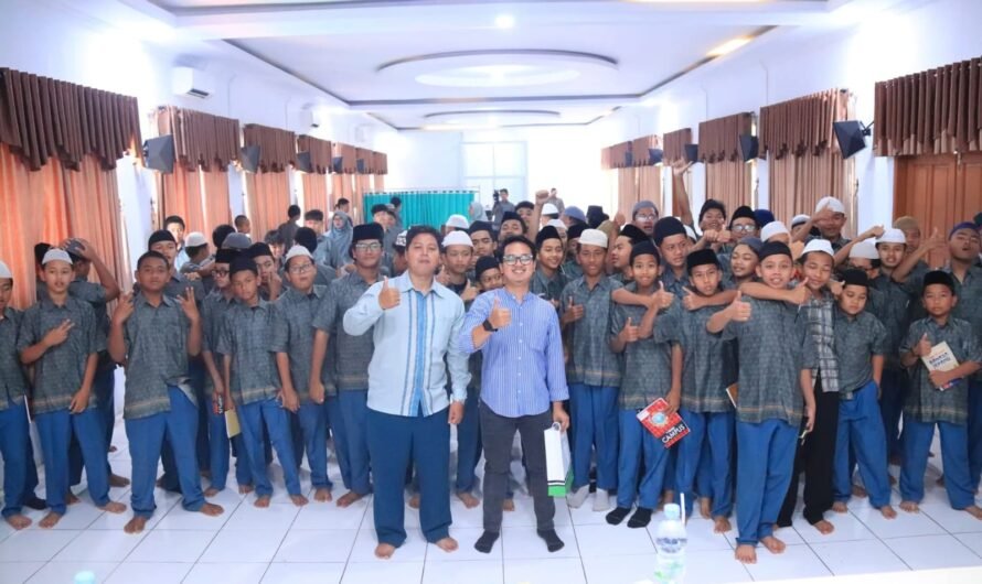 Kenali Dirimu, Jaga Masa Depanmu, SMPIT Al-Multazam 2 Bekali Santri Kelas VIII melalui Edukasi Remaja